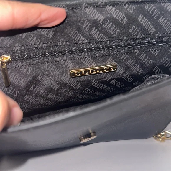 STEVE MADDEN SHERPA CROSSBODY BAG NWT - Picture 6 of 13